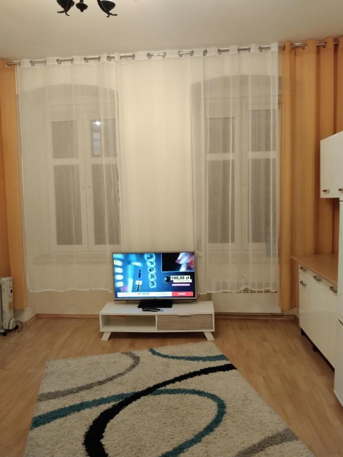 Pokoj W Prywatnym Mieszkaniu 25M Centrum Wroclawia Bagian luar foto