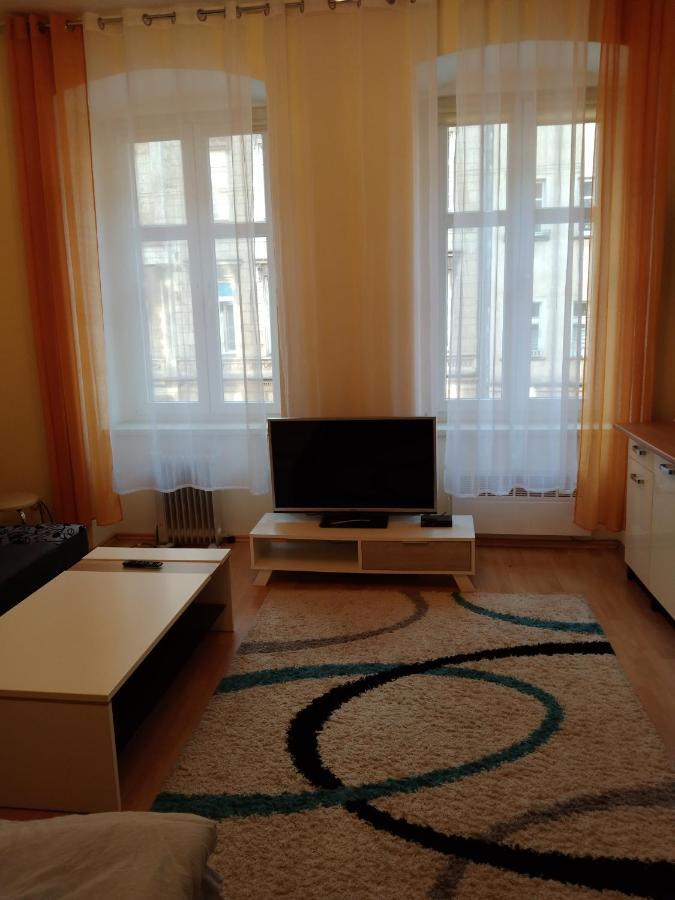 Pokoj W Prywatnym Mieszkaniu 25M Centrum Wroclawia Bagian luar foto